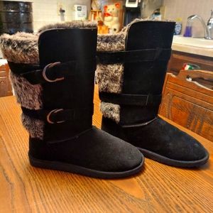 Woman's 143 Faux Fur Leather Size 7 BLACK Fabric Winter Above Ankle Boots